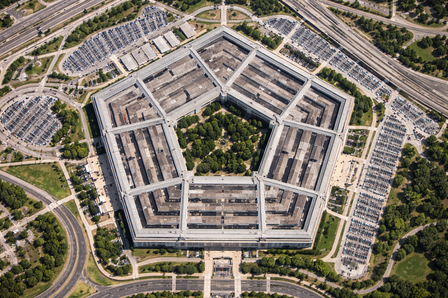 anthropic, anthropic pentagon , peter hegseth, Dario Amodei